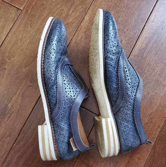 Pikolinos very soft loafers in Blue. - Picture 2 of 3